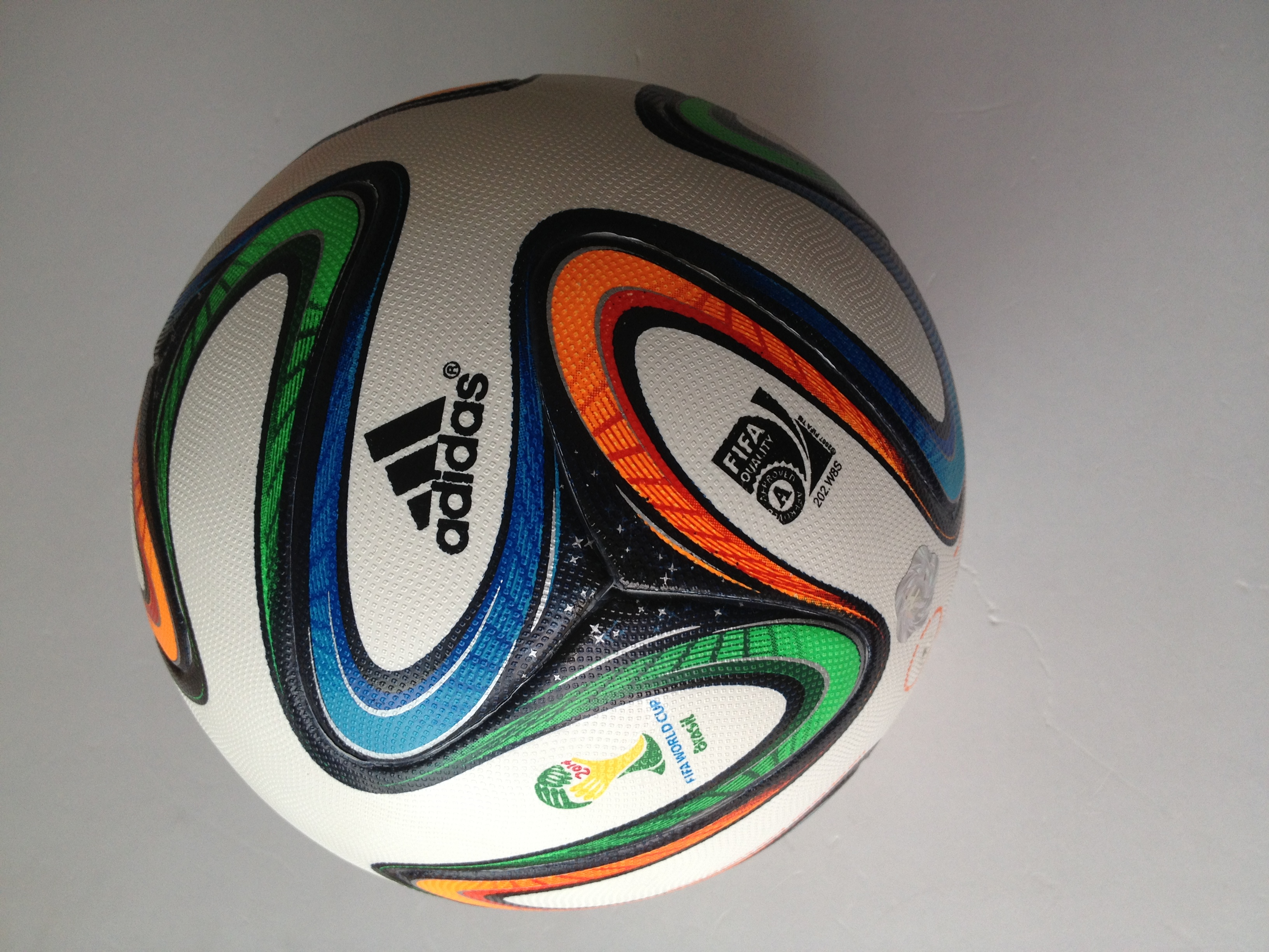 adidas brazuca football size 5